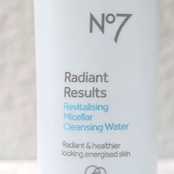 ⚪ $2 ADD ON ⚪ No7 RADIANT RESULTS MICELLAR CLEANSING WATER - Picture 5 of 6